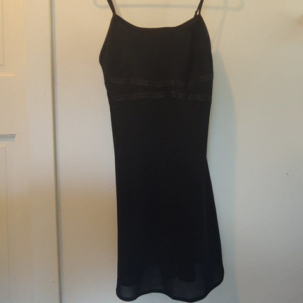 Jones New York Little Black Dress 👗